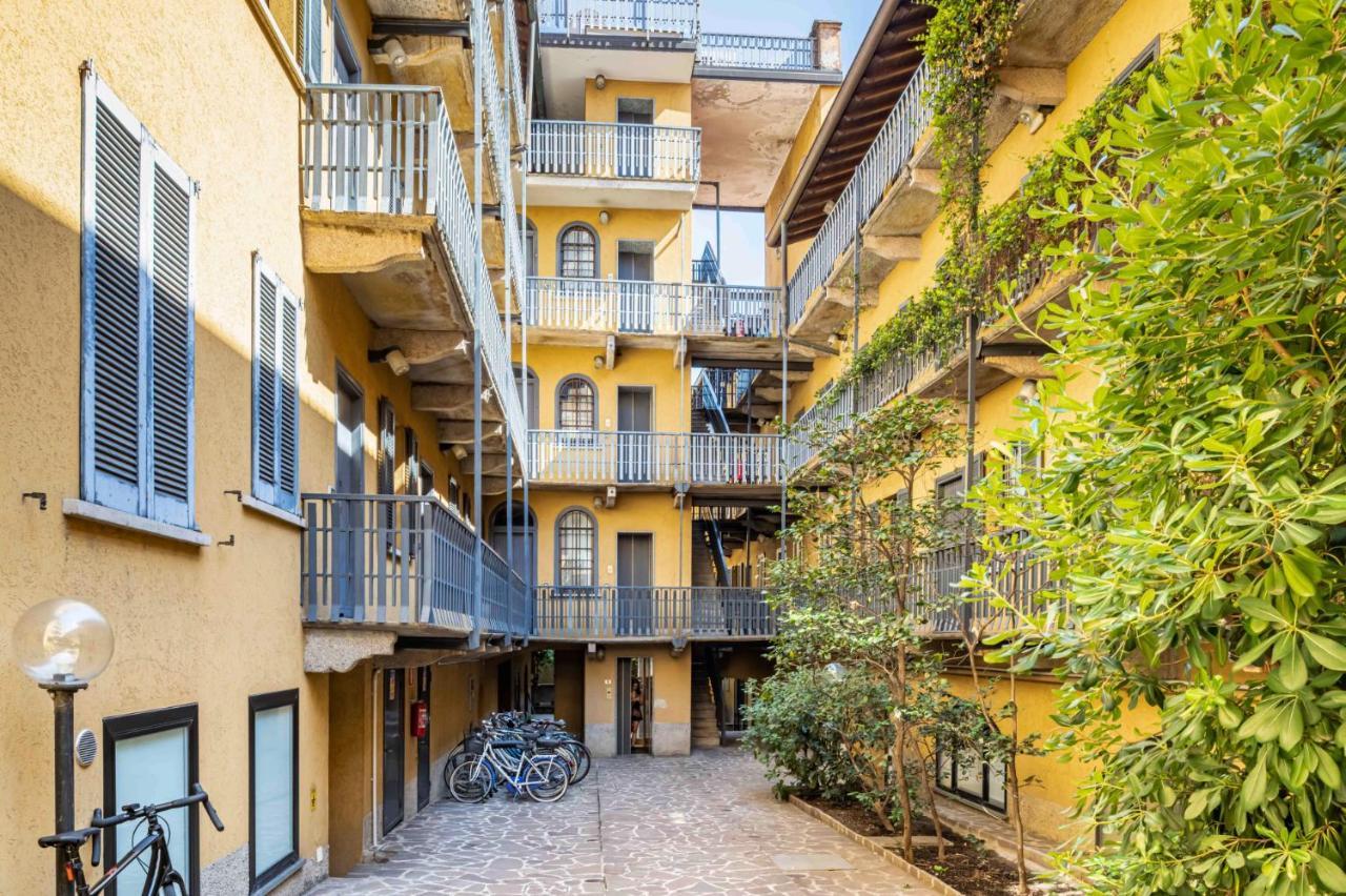 Easylife - Romantico Appartamento Sulla Darsena Милан Экстерьер фото